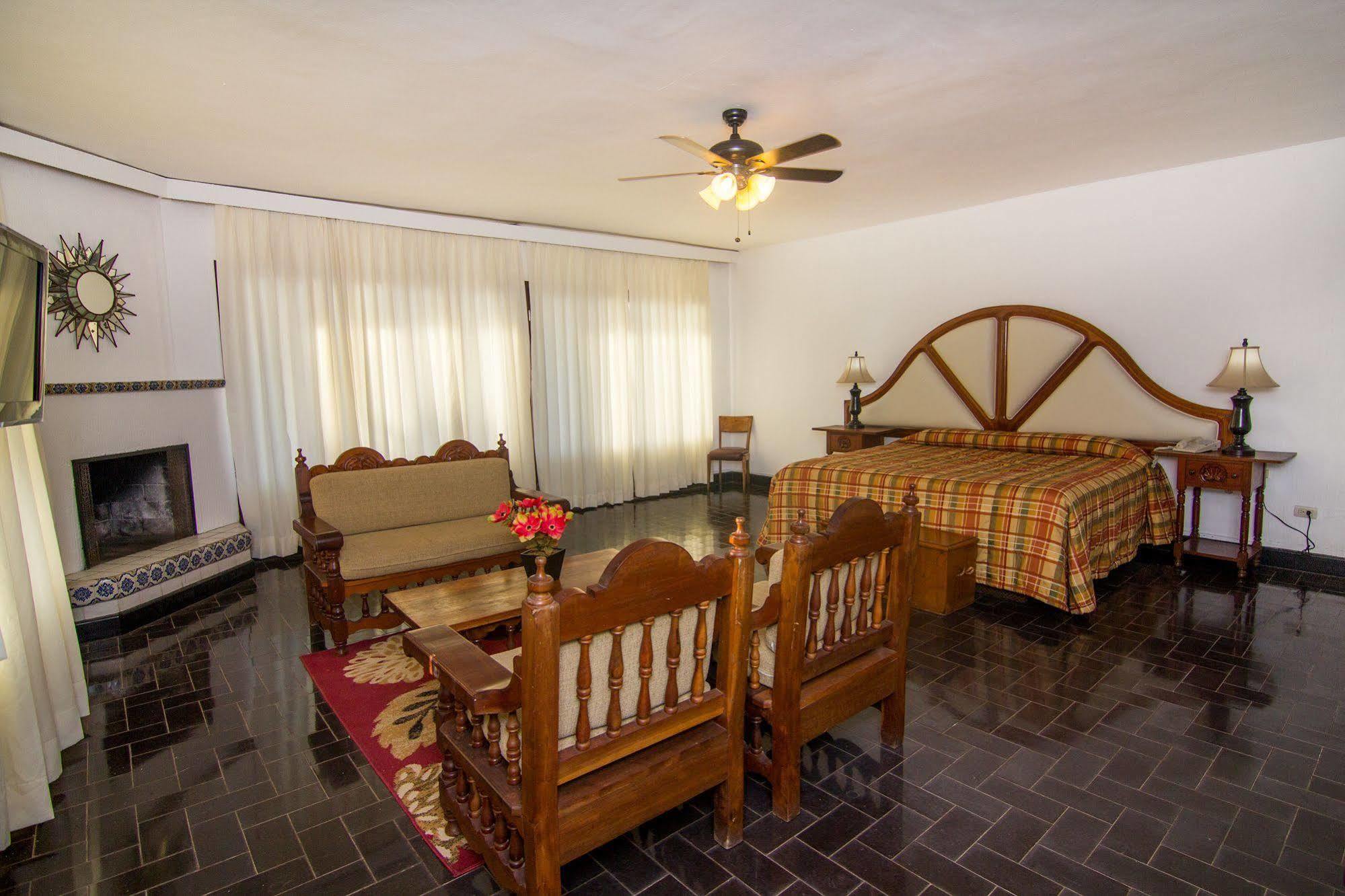 Hotel Playa De Cortes Guaymas Exterior foto