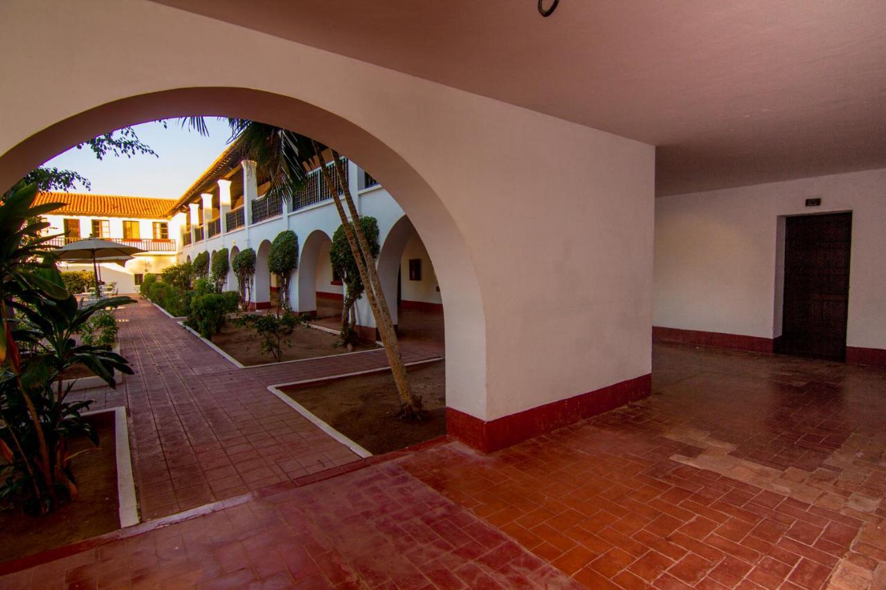 Hotel Playa De Cortes Guaymas Exterior foto